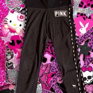 PINK Victoria's Secret Black Capri Leggings